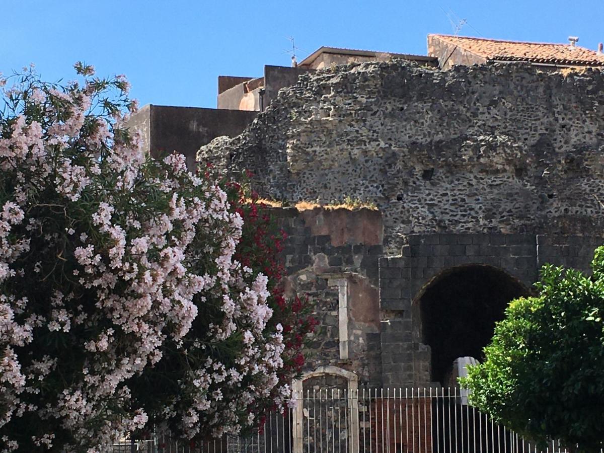 Casa Ega E La Rotonda: Bellissimi Monovani Nel Cuore Di CTA Exterior foto